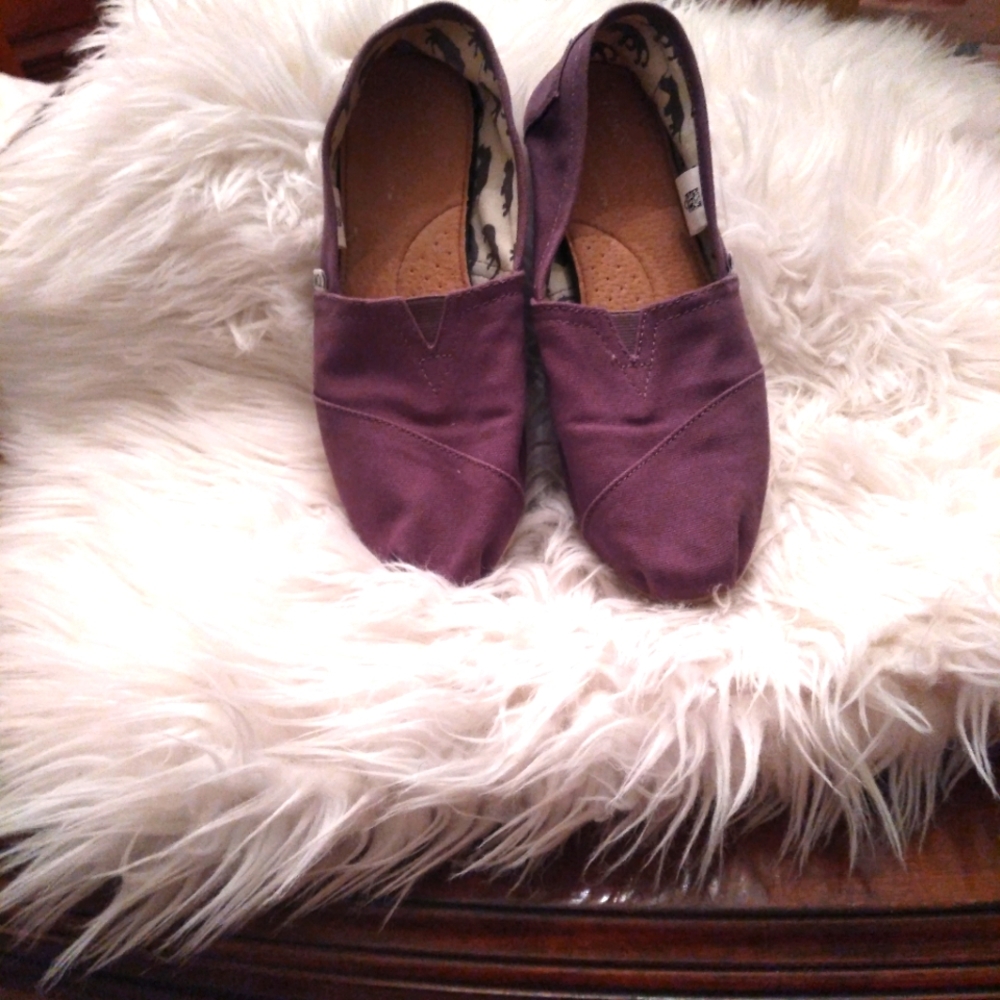 TOM sneakers for women